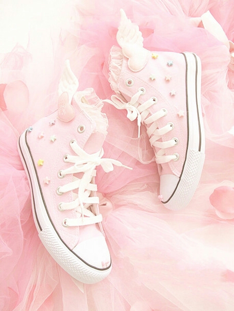 kawaii pink shoes