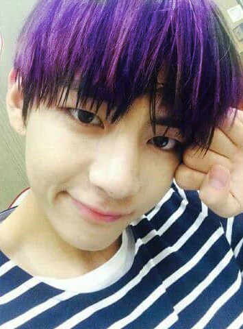 V purple hair Vbts - Image by 현